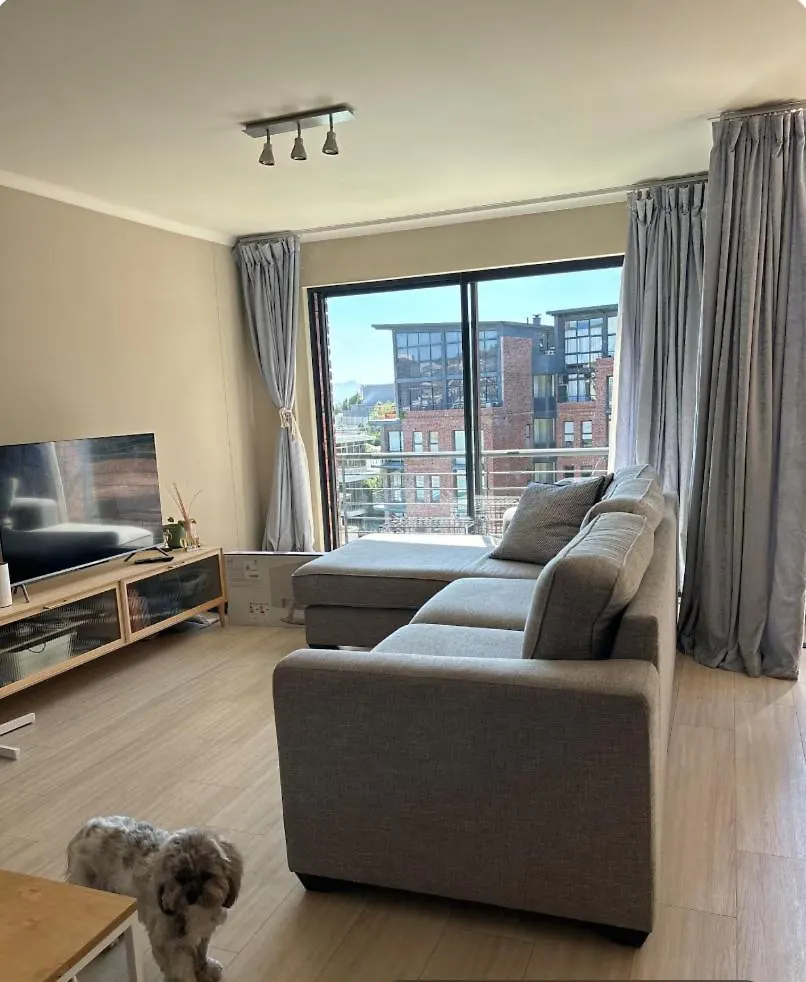 Homestay Sunlit City Haven Room With Balcony Cape Town