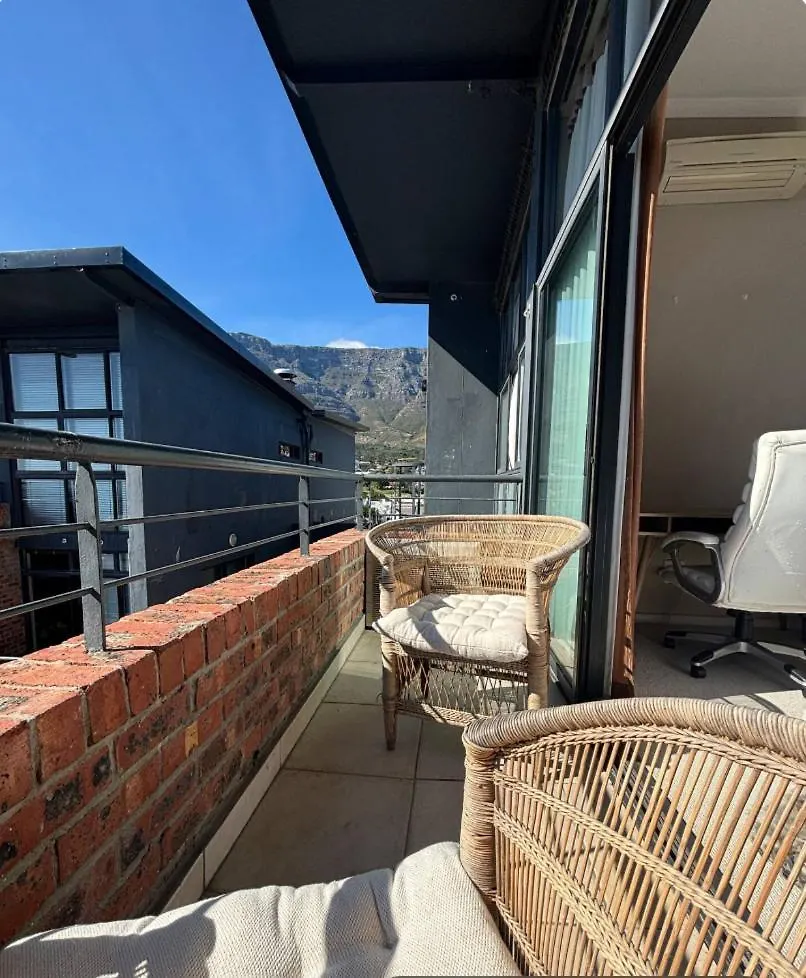 Sunlit City Haven Room With Balcony Cape Town 0*,  South Africa