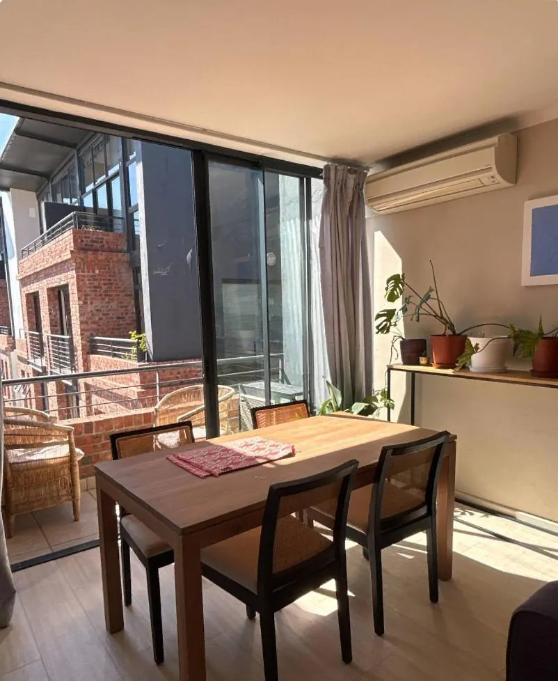 Sunlit City Haven Room With Balcony Cape Town